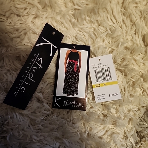 K Studio Woman's Size M maxi halter fully lined dress NWT - Picture 4 of 15